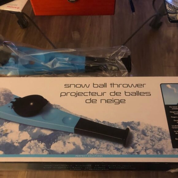 Snow ball thrower - Picture 2 of 2